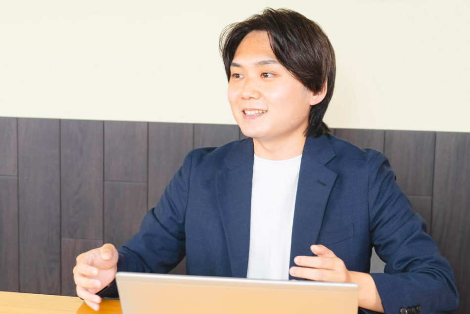 市況を読む。現場を動かす。 2つの経験でより強い自分へ